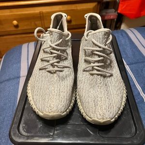 Yeezy Moonrock